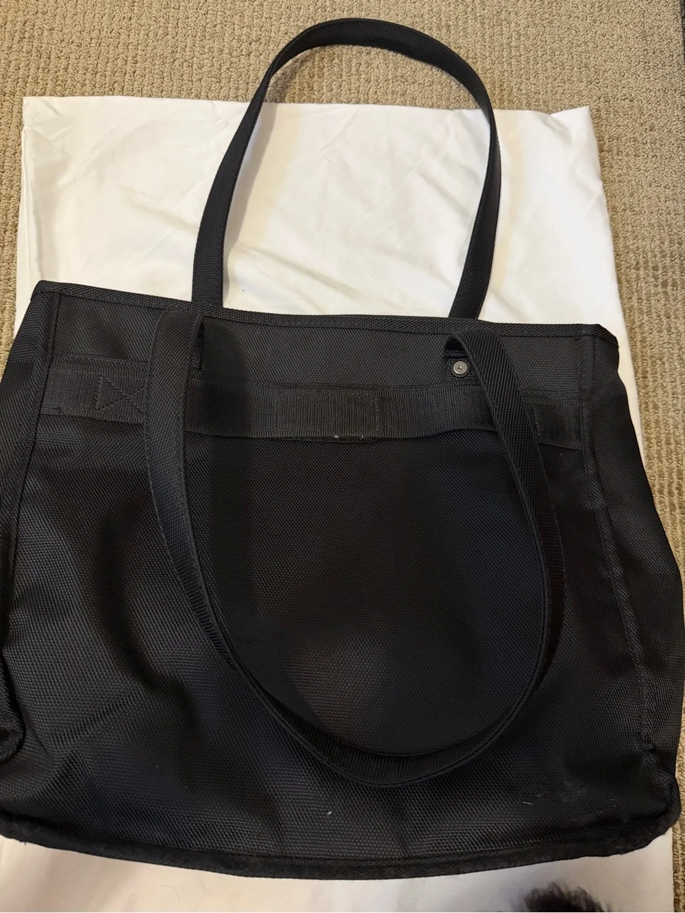 Travel pro black tote bag
